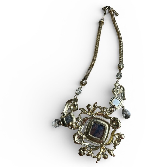 Elegant Gold and Yellow Jewelry Set - Picture 4 of 5